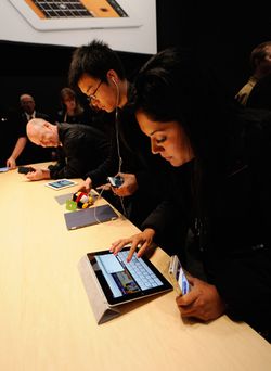 Apple Luncurkan iPad 3 Tanpa Nama