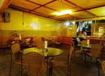 Burger Plus Sosis Yummy di Ya Udah Bistro