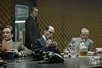 Film tersebut juga menampilkan Colin Firth, Tom Hardy, John Hurt, Toby Jones, Mark Strong, Benedict Cumberbatch dan Ciaran Hinds. (StudioCanal/Working Title Films)