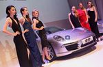 Bule Cantik dan Porsche 911