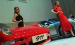 Bule Cantik dan Porsche 911