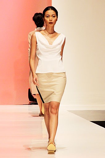 Auguste Soesastro KROMO Passion and Attraction inspired by Downy, Jakarta Convention Center (JCC). Indonesia Fashion Week 2012 (Photo by Mohammad Abduh/Wolipop)