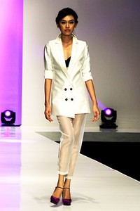 Stella Rissa STELLA. Passion and Attraction inspired by Downy. Indonesia Fashion Week 2012 at Jakarta Convention Center.  Jakarta. [Foto: Mohammad Abduh/Wolipop]