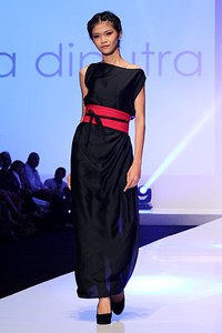 Oka Diputra The Fifth Element The Story of O. Indonesia Fashion Week 2012 at Jakarta Convention Center. Jakarta. [Foto: Mohammad Abduh/Wolipop]