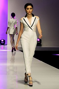 Stella Rissa STELLA. Passion and Attraction inspired by Downy. Indonesia Fashion Week 2012 at Jakarta Convention Center.  Jakarta. [Foto: Mohammad Abduh/Wolipop]