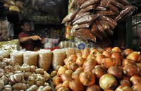 Para pedagang di pasar ini juga tidak memungkiri nantinya bahan pokok masih berpotensi naik saat pemerintah secara resmi mengumumkan kenaikan harga BBM.