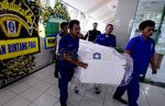 Mobil Tabrak Reklame, Olivia Tewas Terbakar