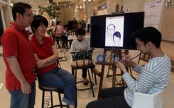 Yuk, Bikin Karikatur Lucu dengan Gadgetmu