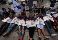 Pelaku kekerasan atas nama agama yang mendiskriminasikan dan mengkriminalisasikan perempuan juga diminta ditindak tegas.