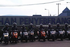 Jurnalis dan Komunitas Motor Akui Ketangguhan Honda Vario Techno 125 PGM-FI