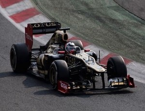 Kimi Pede dengan Mobil Baru