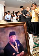 JE Habibie Meninggal Dunia