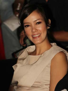 Cathy Sharon Gaet Anne Avantie untuk Gaun Pernikahannya?