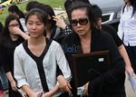Tangis Pilu di Pemakaman Olivia Dewi