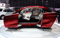 Desain tubuh mobil ini memperlihatkan bahasa desain yang akan Tata Motors gunakan di masa depan dengan pintu geser di setiap sisinya untuk meningkatkan akses ke kabin. (Dok Geneva Motor Show).