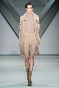 Vera Wang, Fall/Winter 2012. New York Fashion Week 2012. [Photo by Frazer Harrison/Getty Images for Mercedes-Benz Fashion Week]