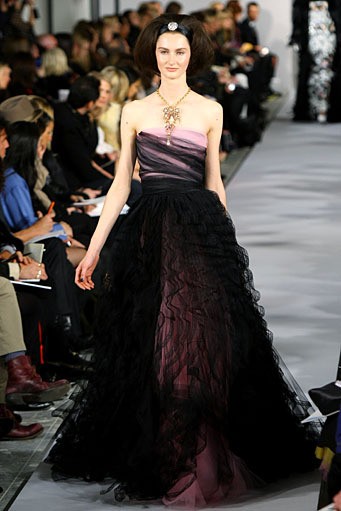 Oscar De La Renta, Fall/Winter 2012. New York Fashion Week 2012. [Photo by Neilson Barnard/Getty Images]