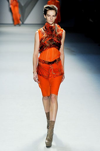 Vera Wang, Fall/Winter 2012. New York Fashion Week 2012. [Photo by Frazer Harrison/Getty Images for Mercedes-Benz Fashion Week]