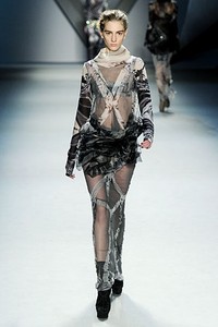 Vera Wang, Fall/Winter 2012. New York Fashion Week 2012. [Photo by Frazer Harrison/Getty Images for Mercedes-Benz Fashion Week]