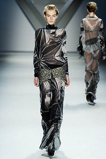 Vera Wang, Fall/Winter 2012. New York Fashion Week 2012. [Photo by Frazer Harrison/Getty Images for Mercedes-Benz Fashion Week]