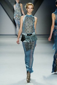 Vera Wang, Fall/Winter 2012. New York Fashion Week 2012. [Photo by Frazer Harrison/Getty Images for Mercedes-Benz Fashion Week]