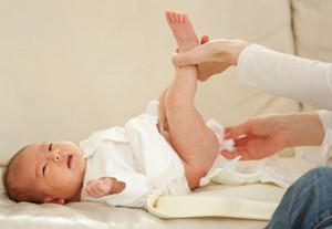 Bayi Baru Lahir akan Lebih Sering BAB Hingga 10 Kali Sehari