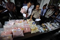 Barang haram tersebut berasal dari Belanda, China dan Malaysia.