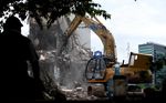 Makin Semrawut, Perketat Izin Bangunan