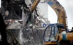 Makin Semrawut, Perketat Izin Bangunan