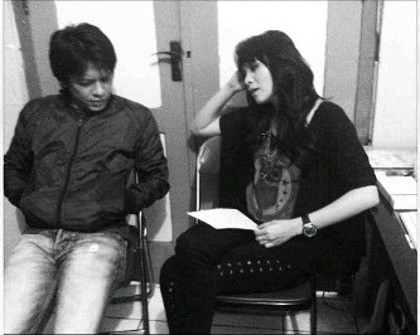 Hubungan Momo dan Ariel Bikin Penasaran Wartawan Malaysia