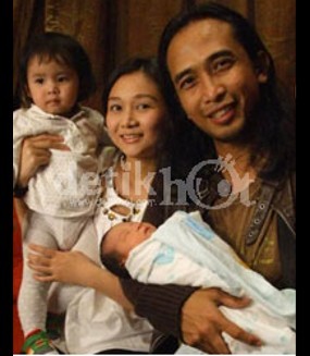 Piyu Dikaruniai Anak Ketiga Piyu Dikaruniai Anak Ketiga
