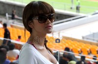 Jupe hadir untuk mendukung sang kekasih, Gaston yang tengah bertanding bersama Gresik United. Gus Mun/detikcom