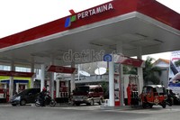Menteri Energi Sumber Daya Mineral (ESDM) Jero Wacik mengklaim kenaikan harga BBM subsidi jadi Rp 6.000/ liter malah akan berdampak pada masyarakat kelas menengah ke atas.