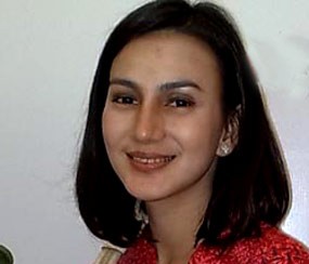 Hatta: Dukungan Untuk Wanda Hamidah Tidak Cukup