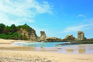 Pantai Pacitan