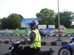 Naik Motor Polisi Main HP