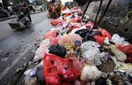 Malas Membuang, Sampah Berceceran