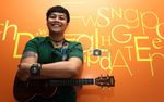 Anda Wardhana Kini Eksis dengan Ukulele