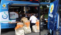 Selain itu, masyarakat juga dapat mengetahui informasi gangguan dan pemadaman, informasi seputar kelistrikan serta menerima pengaduan dan keluhan serta melayani pembayaran tagihan listrik. Agus Trimukti /Humas PLN.