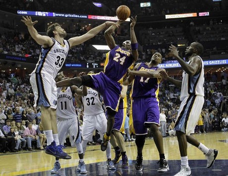 Lakers Tundukkan Grizzlies Lewat Dua Kali OT