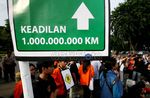 Jalan Menuju Keadilan Macet..cet..cettt