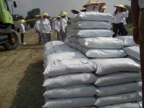 DPR Tolak Subsidi Pupuk & Benih Dipangkas Rp 3,1 Triliun