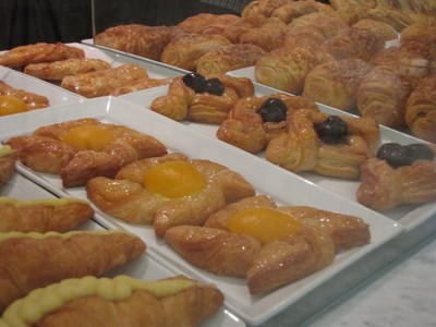 Santai di Perancis Sambil Nikmati Pastry Lezat