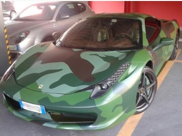 Lupa Isi Bensin, Ferrari Milik Jutawan Mogok