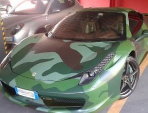 Lupa Isi Bensin, Ferrari Milik Jutawan Mogok