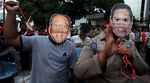 Aksi Dorong Warnai Demo BBM di Kantor Jero Wacik