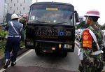 TNI Turun Gunung Sterilkan Jalur Busway