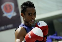 Julio Bria saat ini adalah pentinju amatir terbaik Indonesia yang akan siap tampil di penyisihan Olimpiade 2012, yang berlangsung di Khazaktan pada tanggal 3-12 April 2012.