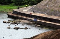 Bendungan ini juga menjadi tempat bersejarah yang menarik untuk dipelajari dan diteliti, serta menjadi area wisata bagi warga baik dalam maupun dari luar Karawang.