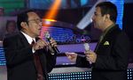 Bob Tutupoli dan Harvey Malaiholo Duet
